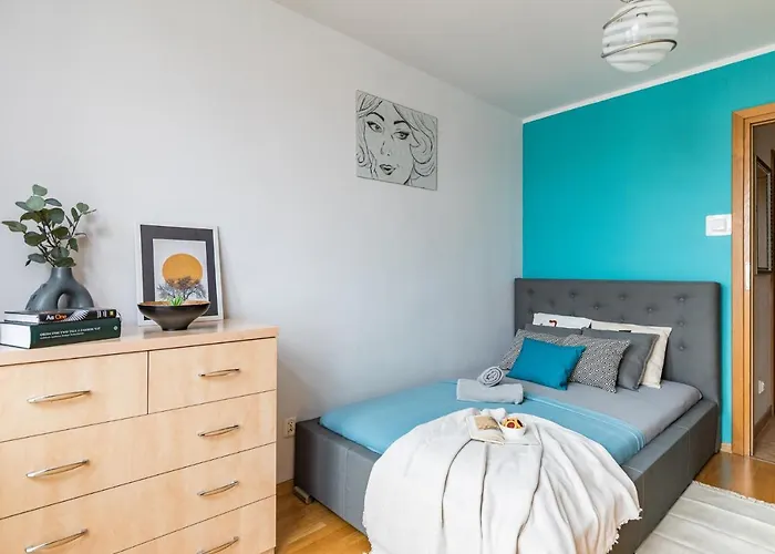 Superapart Dolna 4